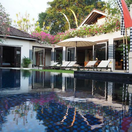 Pronoia Beach Resort Jimbaran Extérieur photo
